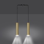 Goldi lampa wisząca 2-punktowa w kolorze czarnym z dwoma cylindrycznymi, złotymi kloszami. Lampa zawieszona na cienkich, czarnych linkach, emitująca światło w dół. Prosta, nowoczesna konstrukcja, idealna do aranżacji wnętrz.