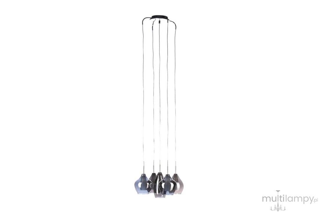 Lampa wisząca Amber Milano 5-punktowa w chromowanym wykończeniu. Składa się z pięciu asymetrycznych kloszy zawieszonych na cienkich linkach, wiszących z jednego punktu montażowego. Prosta forma, nowoczesny design, idealna do aranżacji wnętrz.