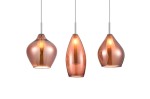 Lampa wisząca Amber Milano 3-punktowa w kolorze miedzi z trzema różnymi kloszami: okrągłym, łezkowatym i o kształcie dzwonu. Klosze mają połyskującą powierzchnię, zawieszone na cienkich metalowych linkach, tworzą elegancki zestaw.