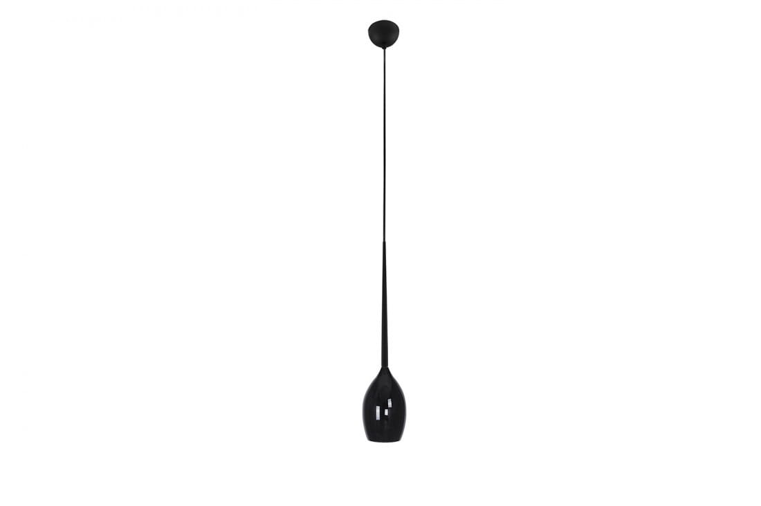 Lampa wisząca Izza 1-punktowa w kolorze czarnym, o smukłej, wydłużonej formie. Zawieszona na cienkim kablu, zakończona eleganckim kloszem w kształcie gruszki. Ujęcie frontalne, na białym tle, podkreślające minimalistyczny design.