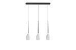 Lampa wisząca Izza 3-punktowa w kolorze białym z trzema zwisającymi kloszami o kształcie kropli. Klosze są zawieszone na cienkich czarnych linkach, montowane do prostokątnej podstawy. Prosty, nowoczesny design idealny do różnych wnętrz.