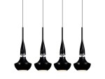 Czarna lampa wisząca Tasos 4-punktowa z eleganckimi kloszami w kształcie dzwonu. Zawieszona na cienkich linkach, z metalowymi detalami. Prosta forma, idealna do nowoczesnych wnętrz.
