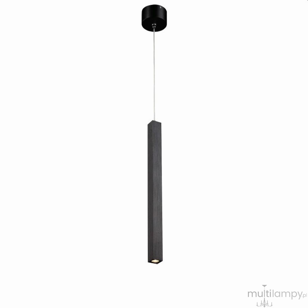 Cubi LED lampa wisząca 1-punktowa w kolorze czarnym, o prostej, sześciokątnej formie. Zawieszona na cienkim przewodzie z czarnym stropem. Widoczna dolna część z źródłem światła. Tło białe, minimalistyczne.