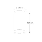 Biała tuba lampa sufitowa 1-punktowa o średnicy 56 mm i wysokości 100 mm. Produkt ma cylindryczny kształt, jest zamontowany w pozycji wiszącej, idealny do oświetlenia wnętrz. Proste tło podkreśla jego design.