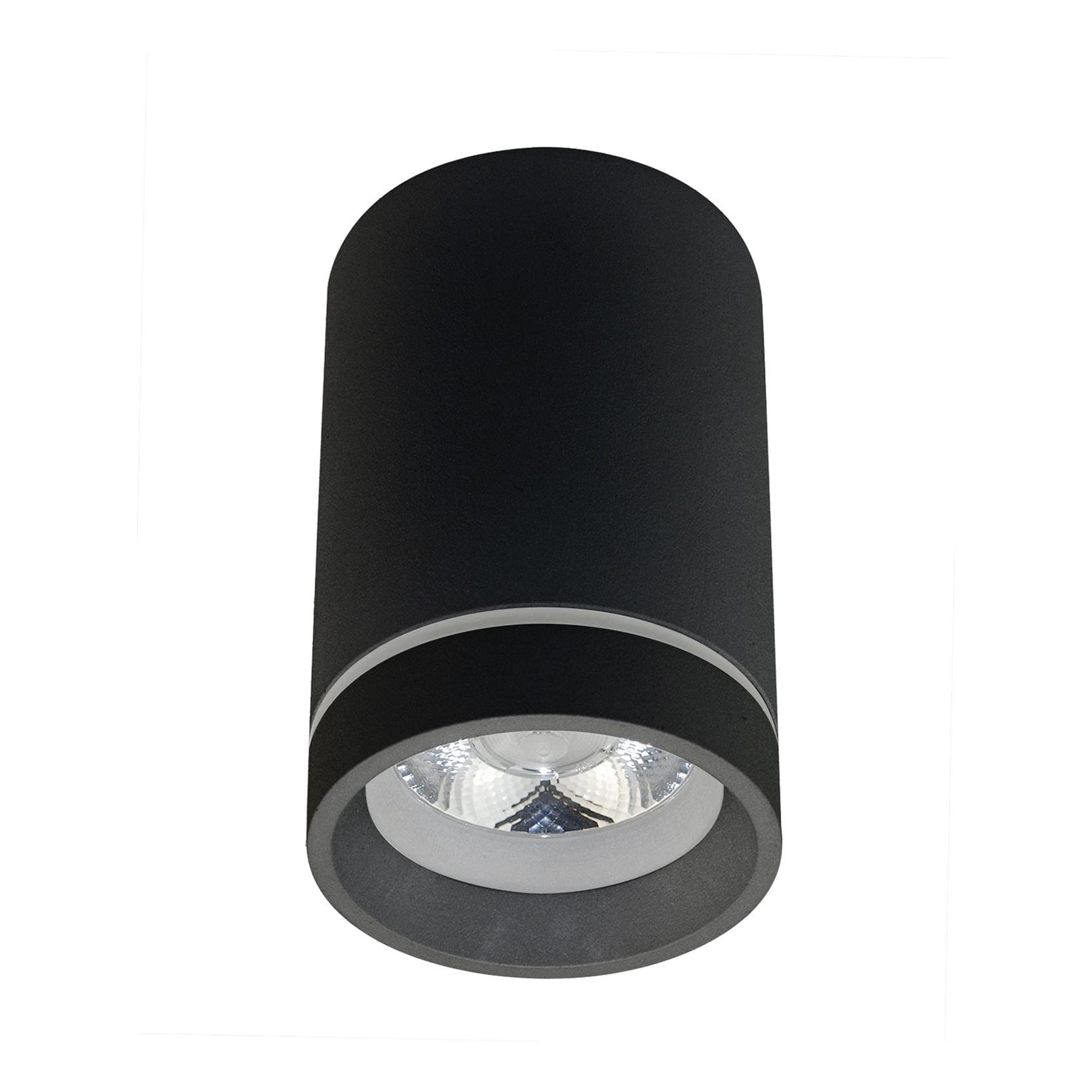 Czarna lampa sufitowa LED Bill, 1-punktowa, o cylindrycznym kształcie. Ujęcie z góry, pokazujące gładką, matową powierzchnię oraz okrągłą, metaliczną oprawę żarówki. Lampa montowana na suficie, idealna do oświetlenia wnętrz.