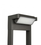 Lampa stojąca ogrodowa Rota LED H58 w kolorze ciemnoszarym, z prostokątną głowicą emitującą rozproszone światło. Ujęcie z boku, ukazujące prostą, nowoczesną formę oraz uchwyty do regulacji kierunku światła.