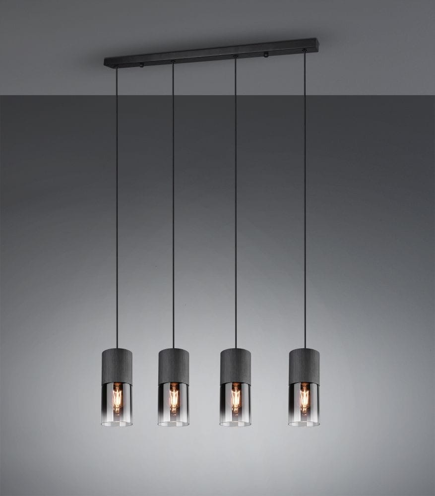 Lampa wisząca Robin 4-punktowa z czterema cylindrycznymi kloszami w kolorze szaro-srebrnym, zawieszona na cienkich linkach. Klosze mają przezroczyste dolne części, ukazujące żarówki. Montaż na płaskiej, prostokątnej podstawie.