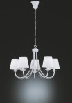 Lampa wisząca Cortez 5-punktowa w kolorze białym z pięcioma kloszami w kształcie stożka, zawieszona na łańcuchu. Posiada szklane detale i elegancki, prosty design, idealna do oświetlenia wnętrz. Ujęcie frontalne na ciemnym tle.