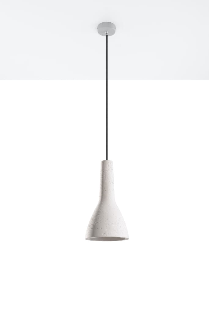 Lampa wisząca Empoli 1-punktowa SL.0280 w kształcie stożka, wykonana z białego materiału o chropowatej fakturze. Zawieszona na cienkim czarnym przewodzie, z metalowym mocowaniem sufitowym. Idealna do nowoczesnych wnętrz.