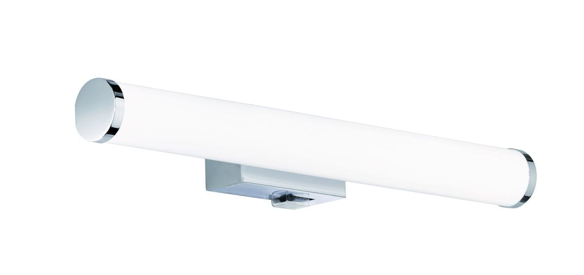 Kinkiet LED Mattimo w chromowanej obudowie, z białym, matowym kloszem w formie prostokątnego cylindra. Ujęcie frontalne, montowany na ścianie. Klasa IP44, moc 4,3W, idealny do użytku w łazience lub na zewnątrz.