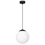 Lima lampa wisząca 1-punktowa MLP6522 z okrągłym, matowym kloszem w kolorze białym, zawieszona na cienkim czarnym przewodzie. Podstawa w kolorze czarnym. Lampa ma nowoczesny, minimalistyczny design.