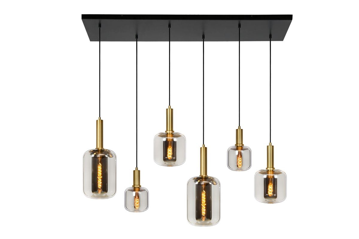 Lampa wisząca Joanet 6-punktowa w kolorze czarnym z metalowymi, złotymi akcentami. Sześć szklanych kloszy o różnych kształtach zawieszonych na czarnych przewodach z sufitem. Wymiary i detale konstrukcji nie są widoczne.