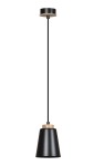 Lampa wisząca Bolero 1-punktowa, z czarnym kloszem o kształcie stożka i drewnianą podstawą. Ujęcie frontalne, zawieszona na cienkim kablu. Prosta konstrukcja, idealna do nowoczesnych wnętrz.